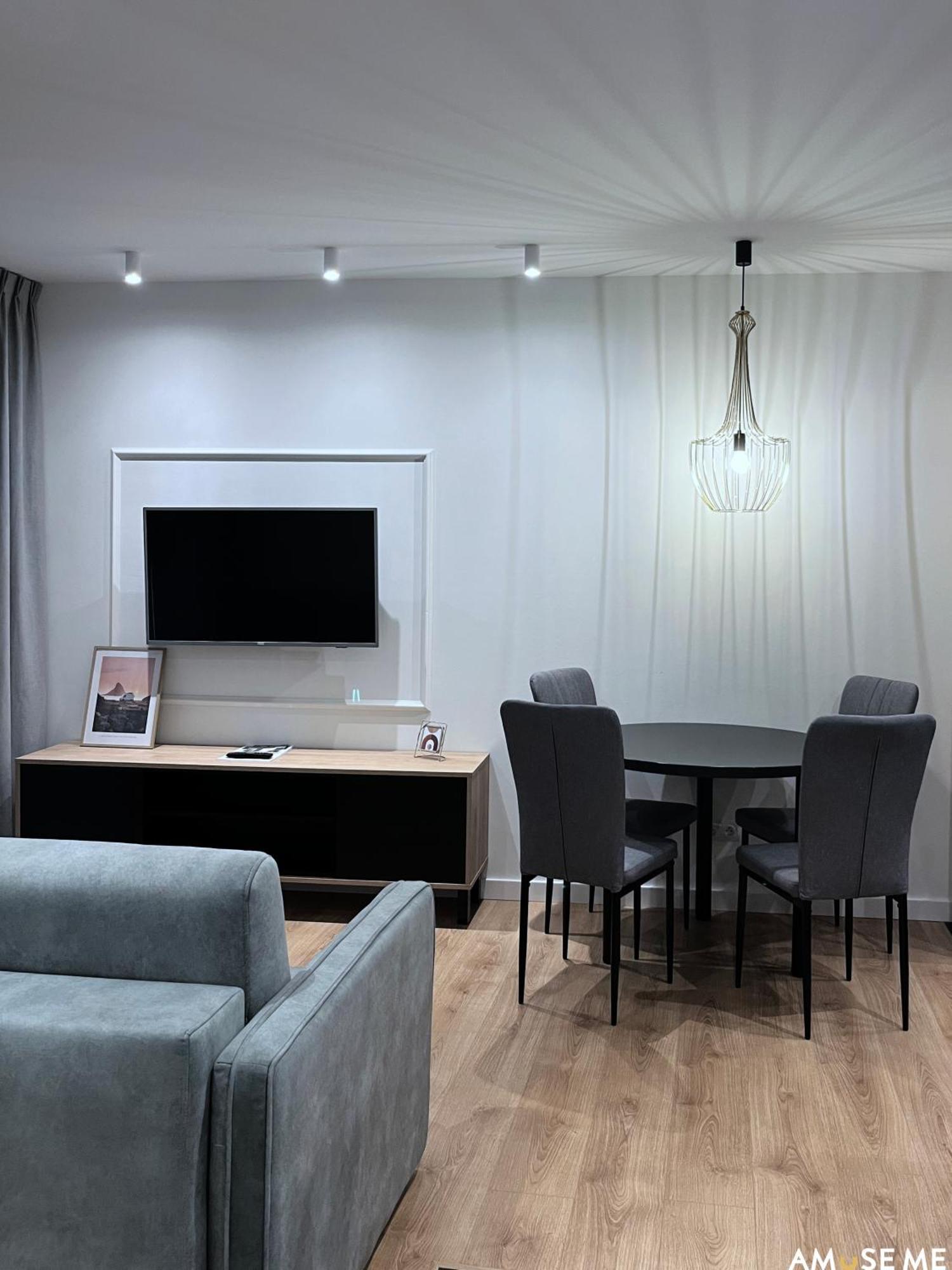 Amuse Me Aparthotel Kielce Buitenkant foto